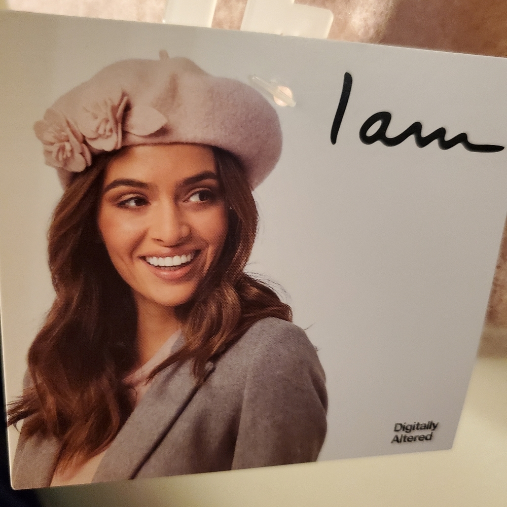Light pink beret with felt flowers